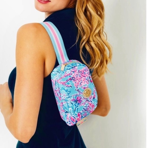 Lilly Pulitzer Handbags - Lilly Pulitzer Celestial Blue Seek and Sea Jeanie Belt Bag NWT